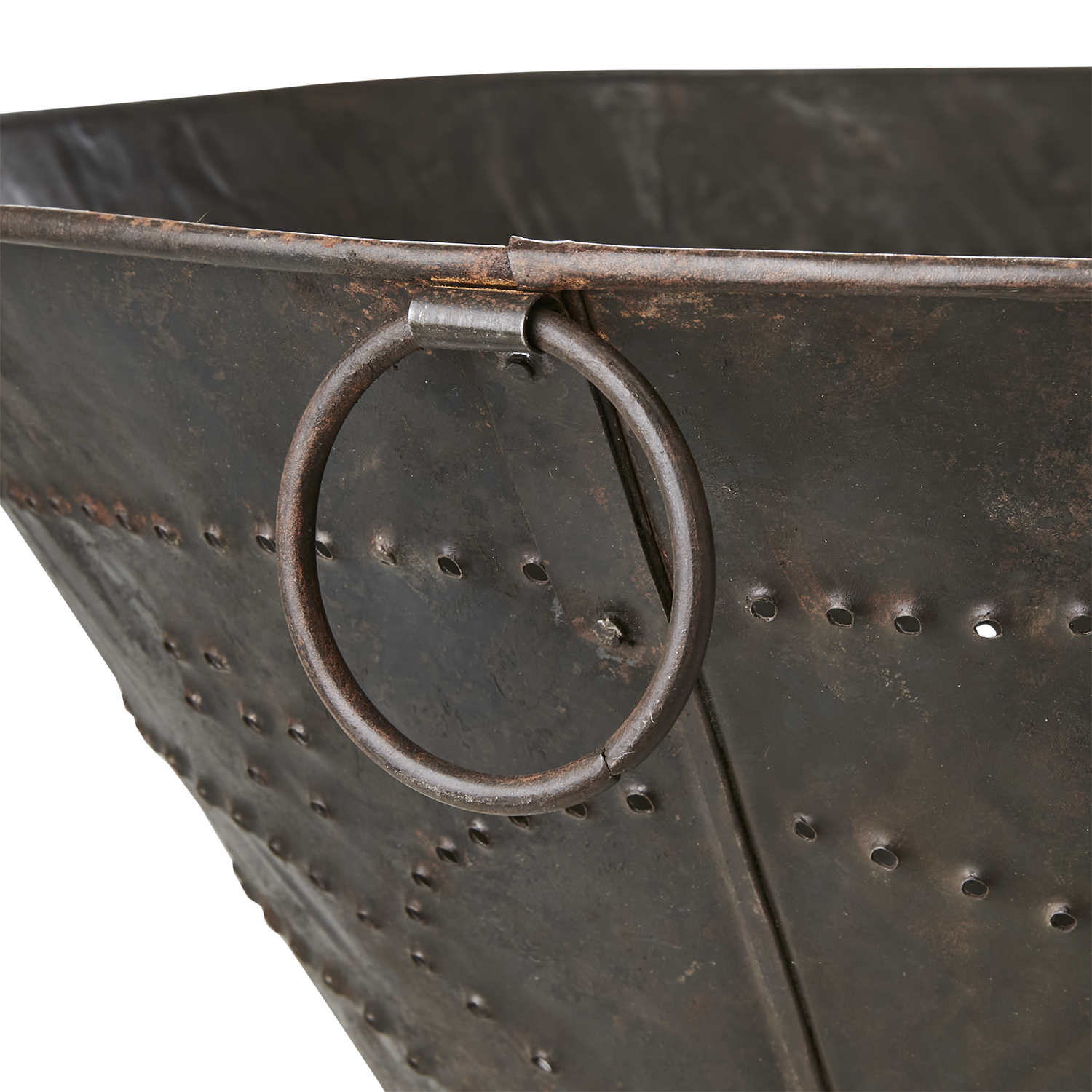 TREASURE Kruka, Rost