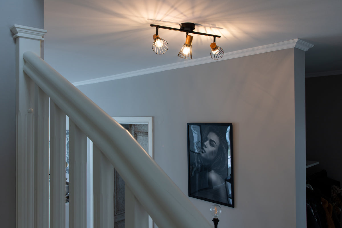 Atticus Vägglampor Svart