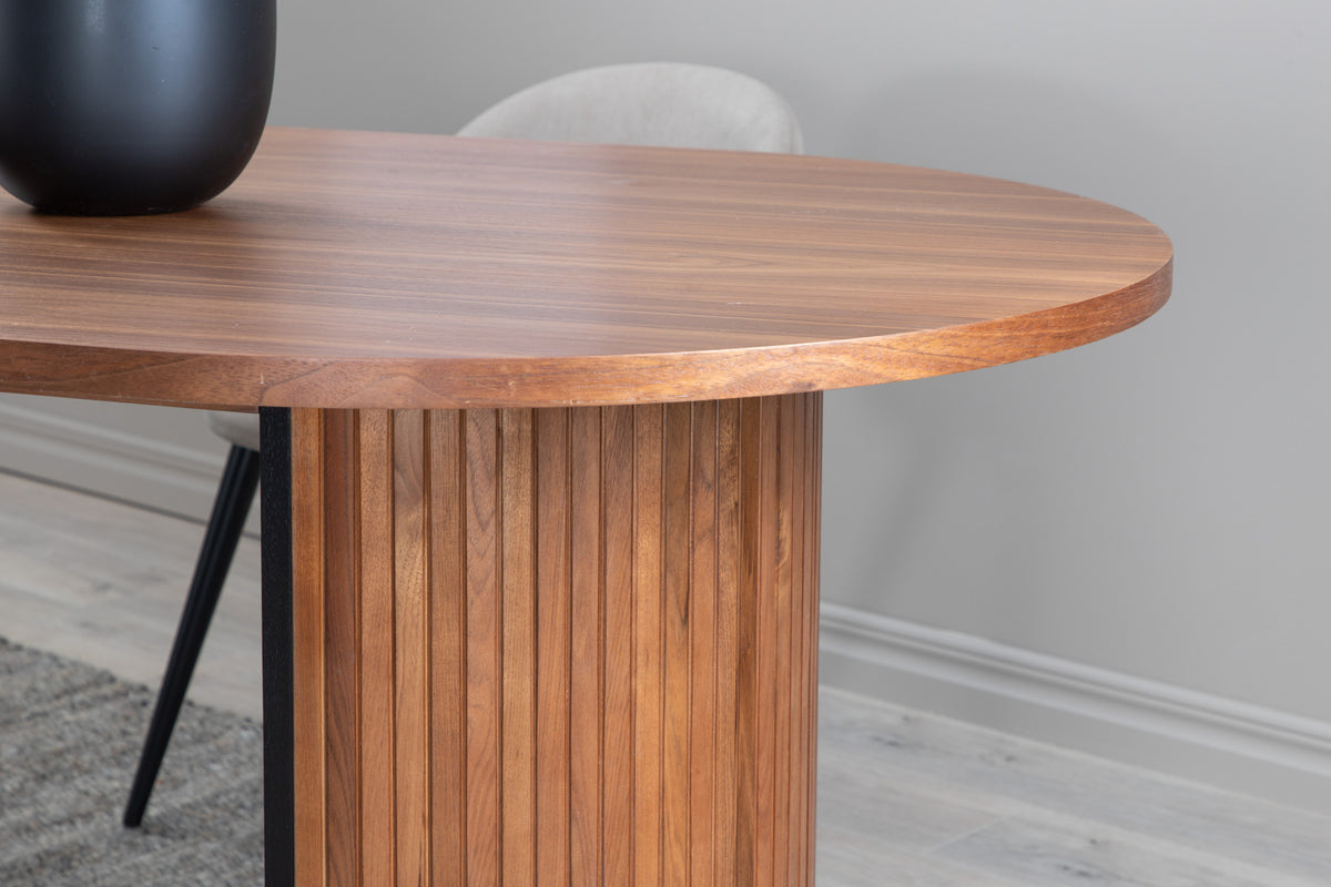 Bianca Ovala Matbord 200 x 90 Valnöt