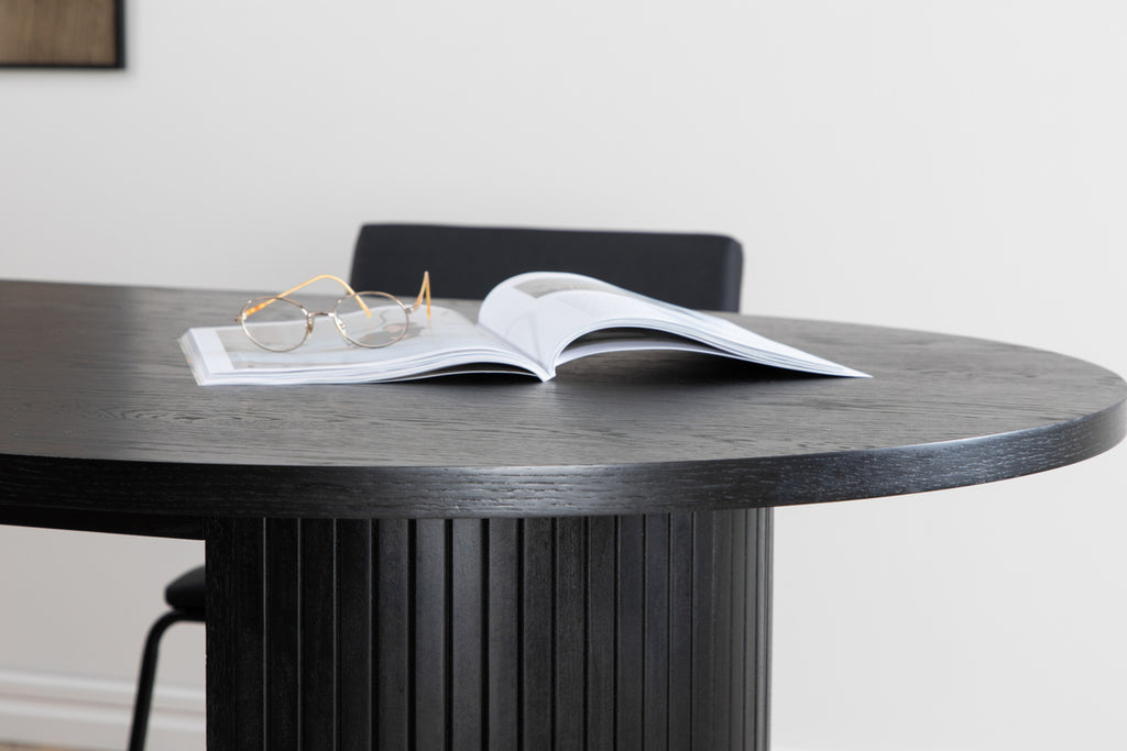 Bianca Ovala Matbord 200 x 90 Svart