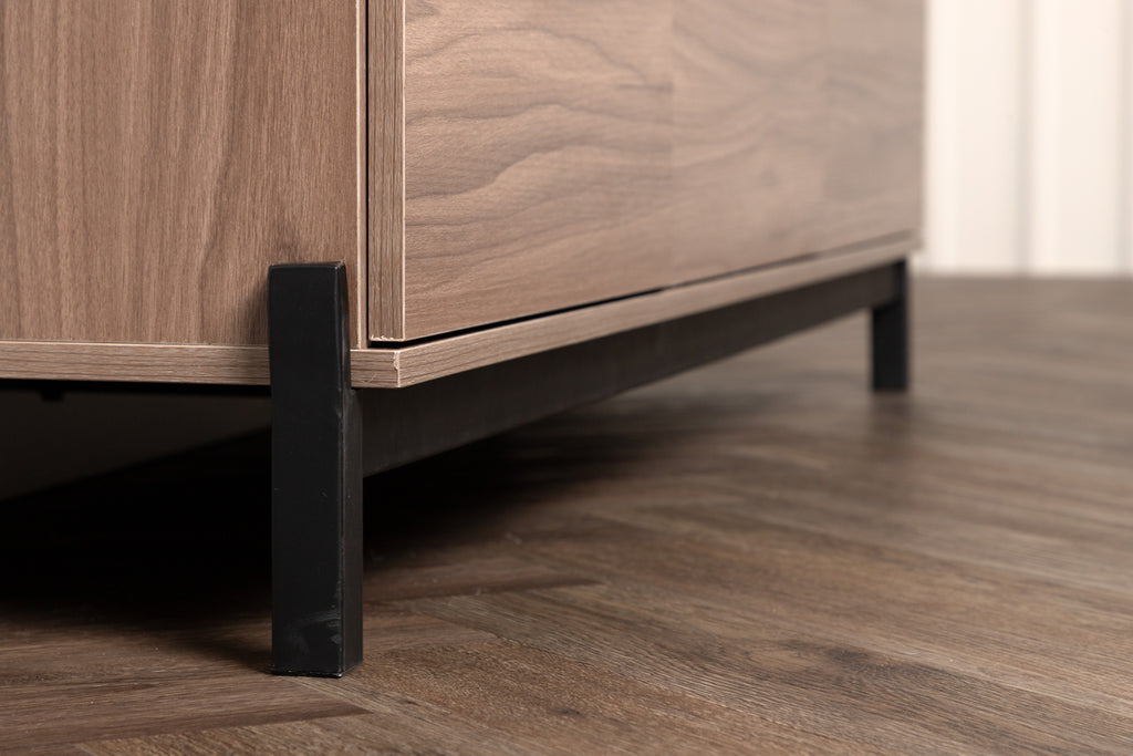 Corpus Byrå 40 x 138 x 56