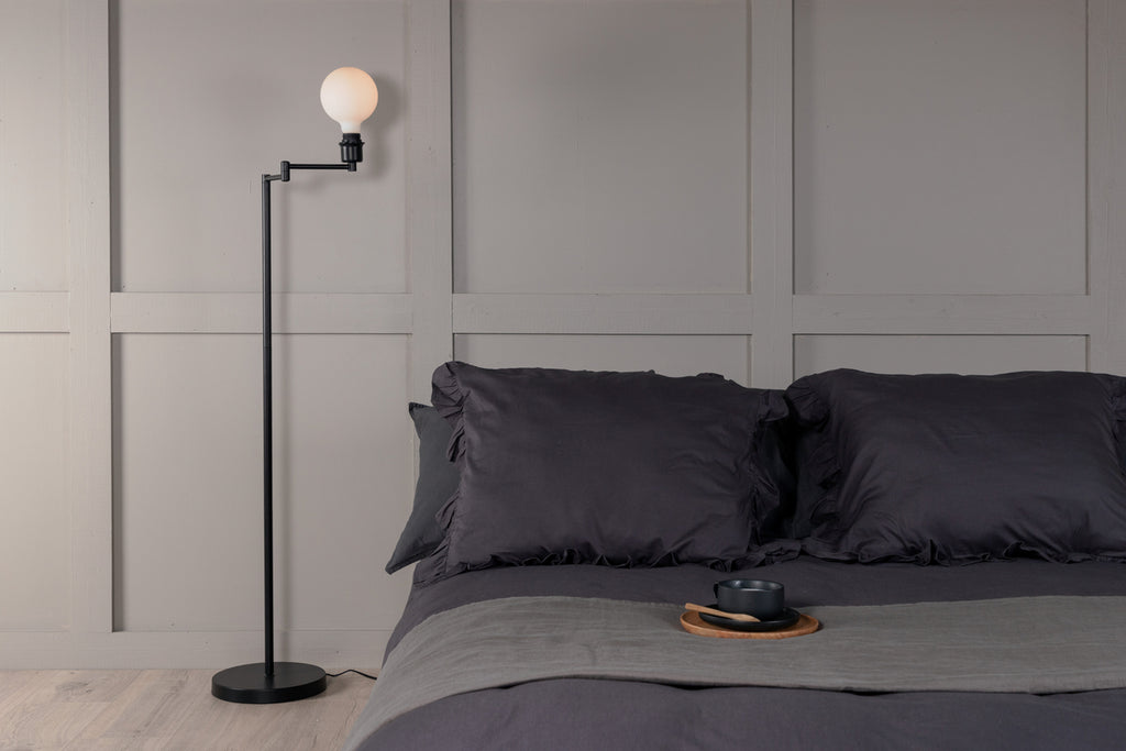 Virro Golvlampor Svart