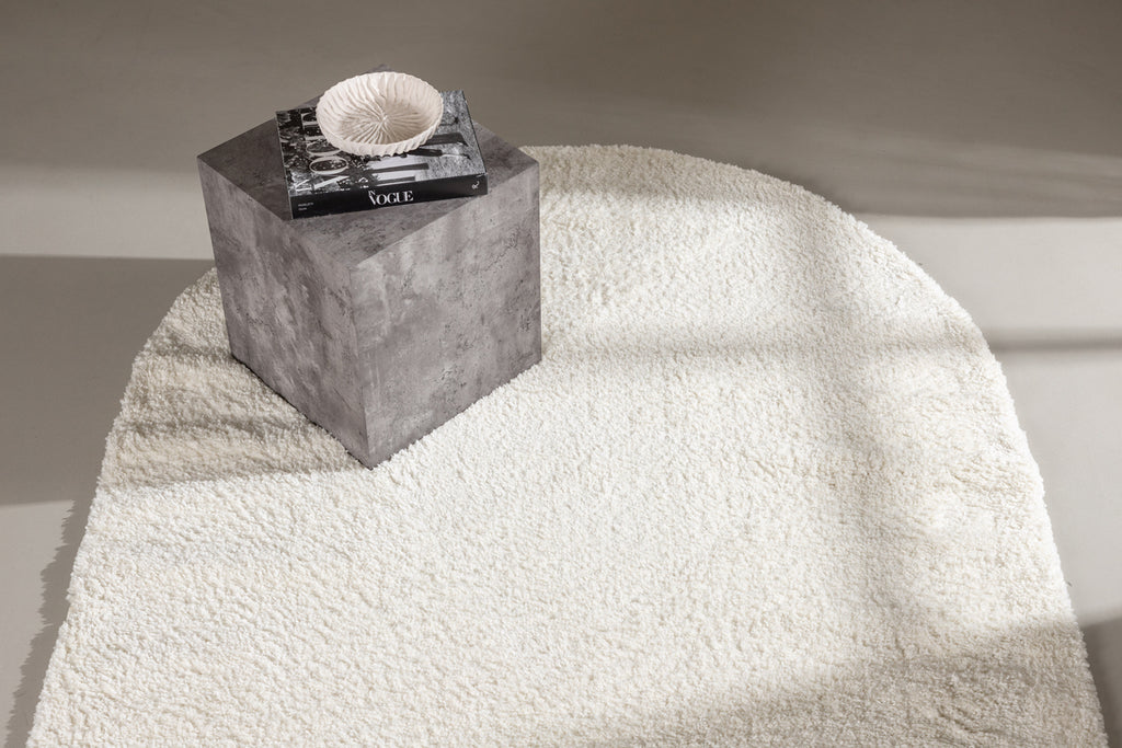 Walter Ovala Mattor 340 x 240 Vit