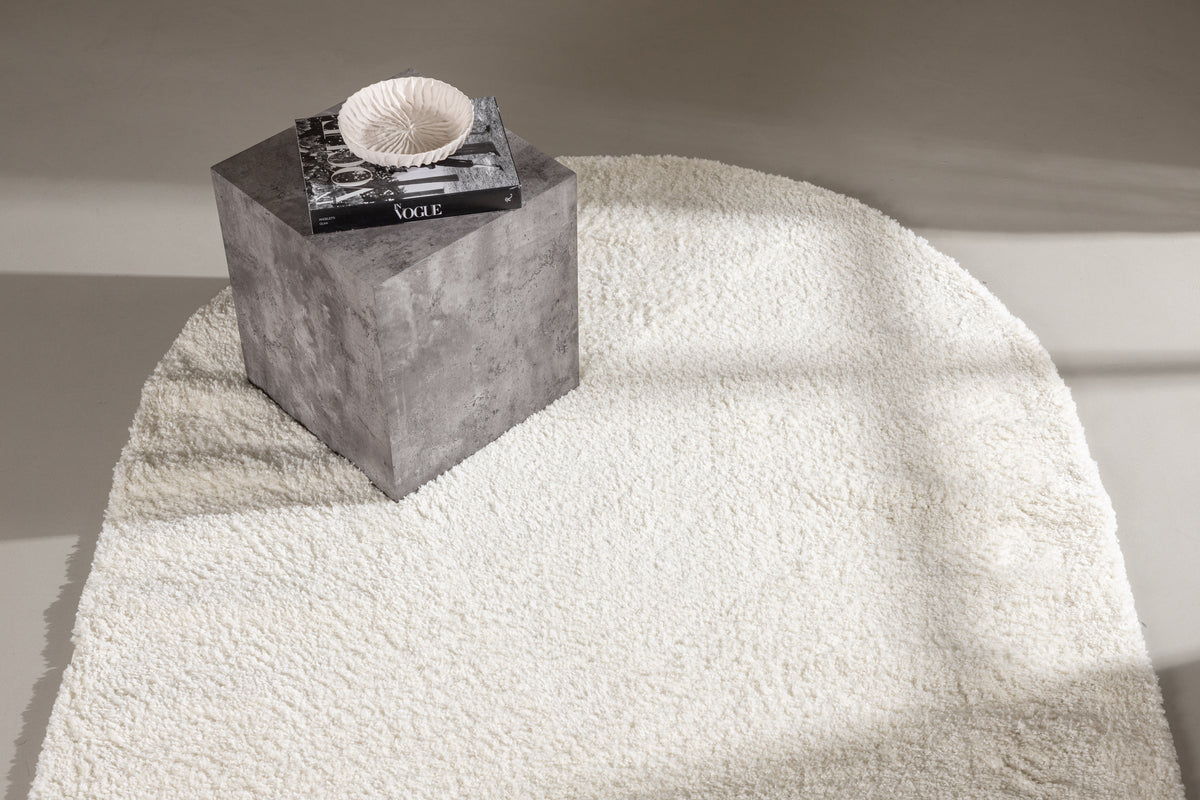 Walter Ovala Mattor 340 x 240 Vit