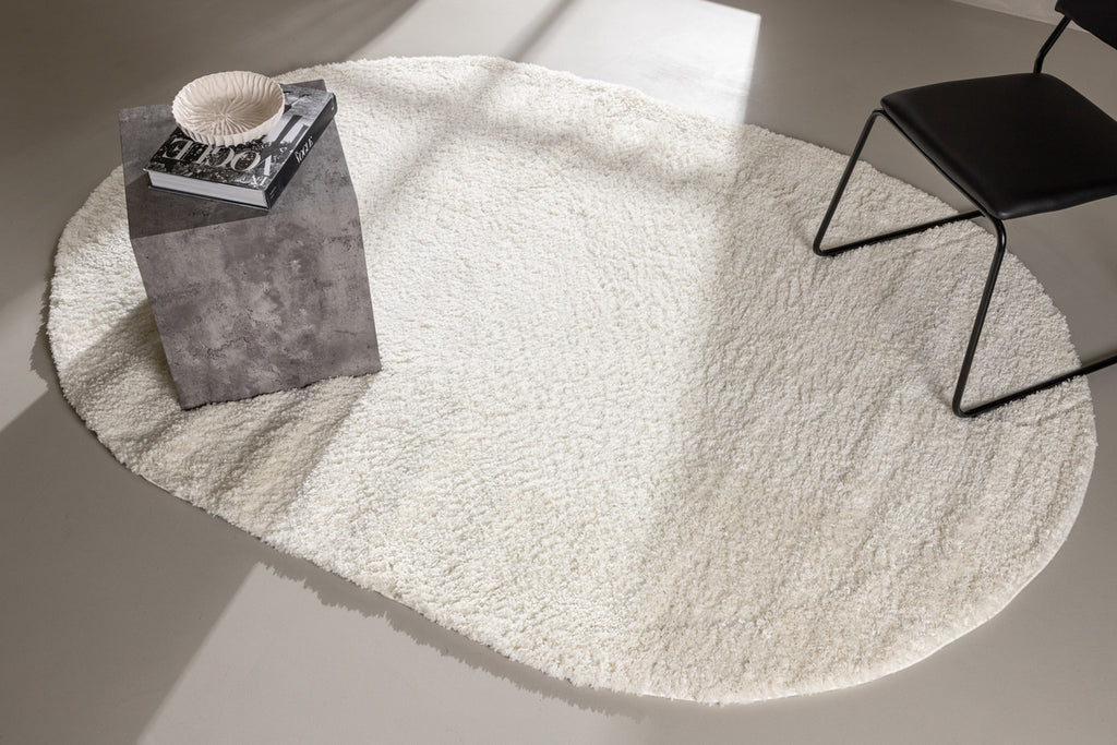 Walter Ovala Mattor 340 x 240 Vit