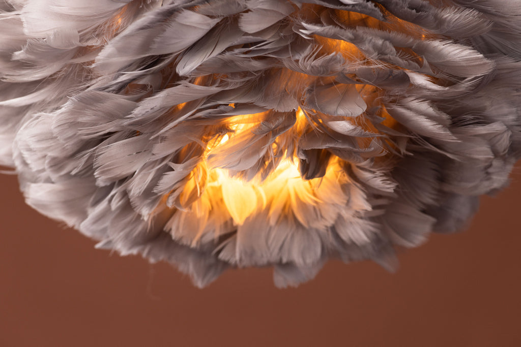 Nicola Taklampor Grå