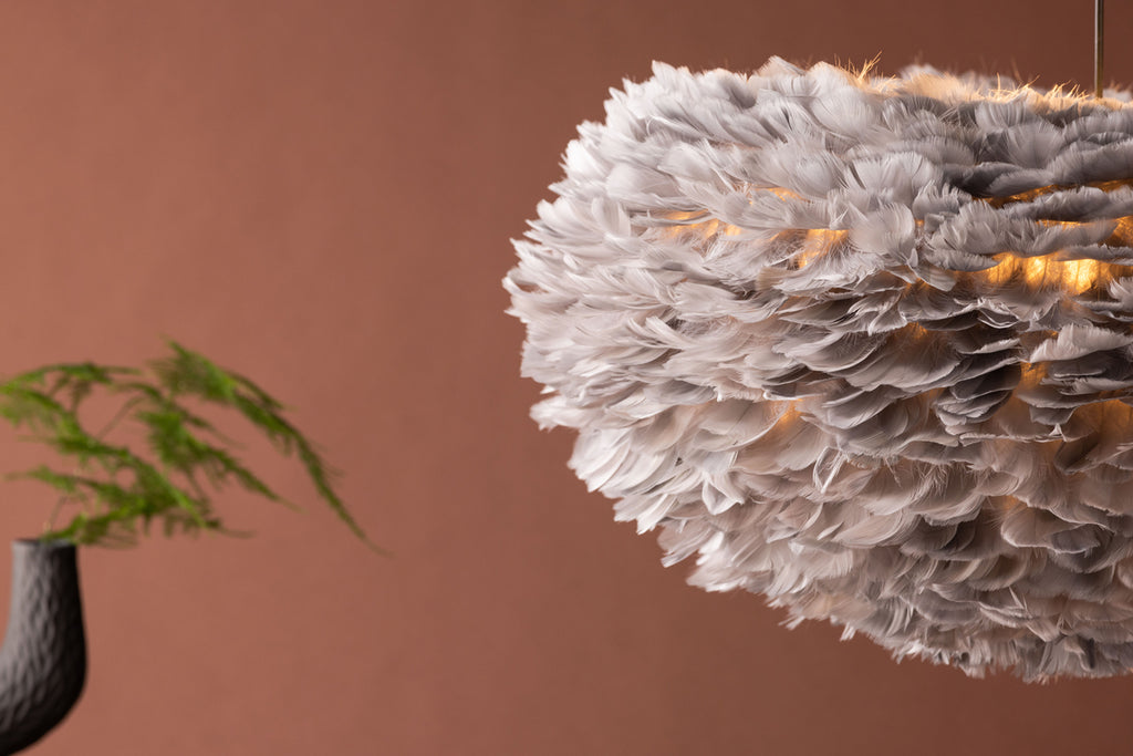 Nicola Taklampor Grå