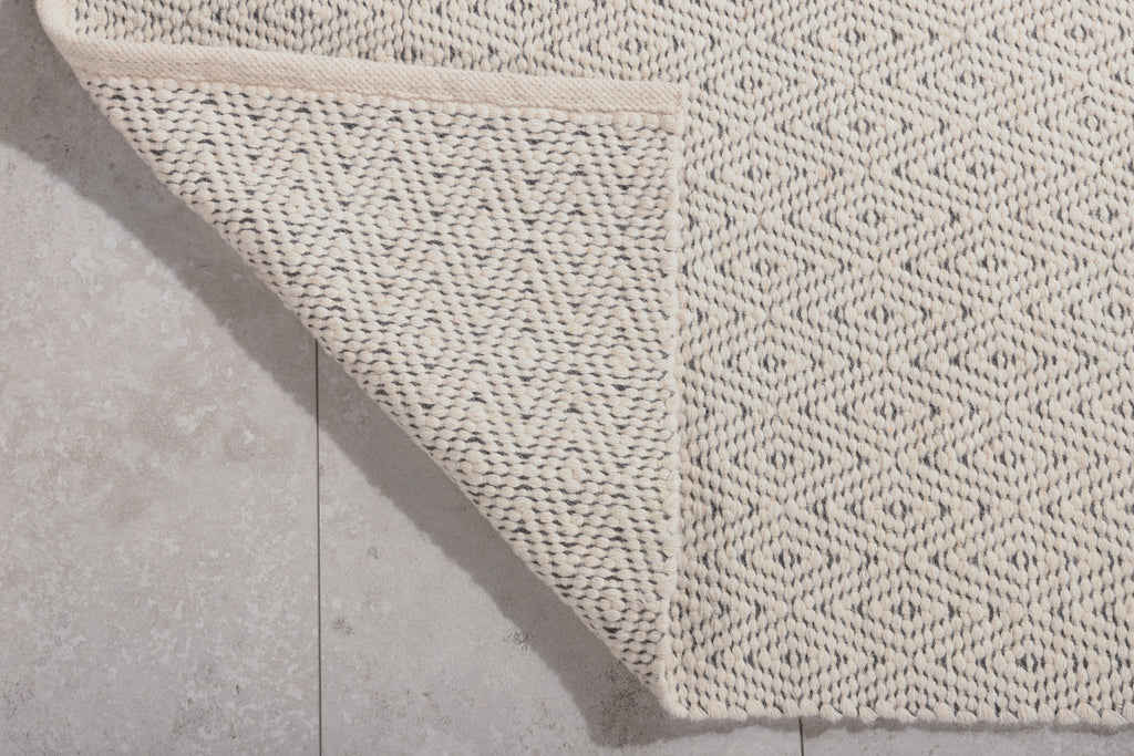 Julana Rektangulära Mattor 240 x 170 Beige