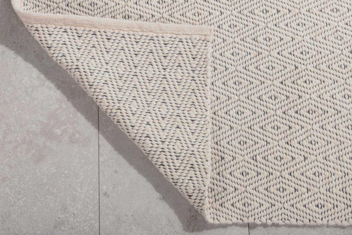 Julana Rektangulära Mattor 240 x 170 Beige