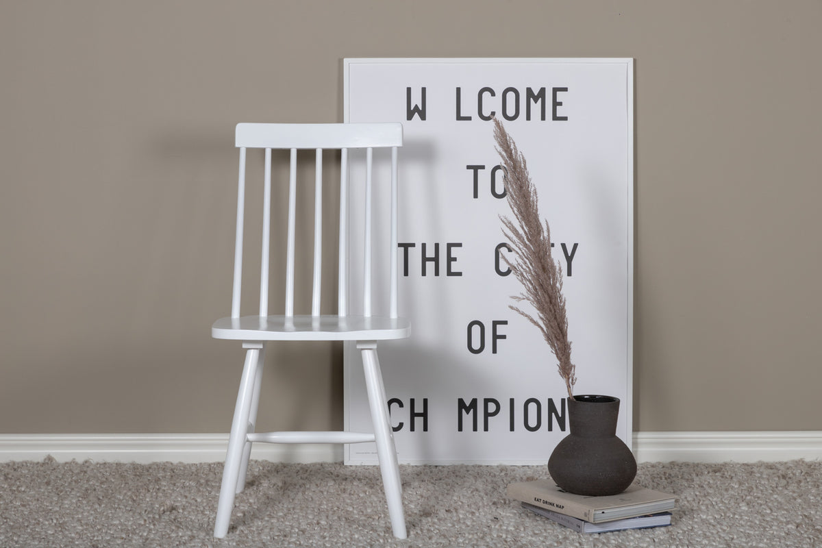 Lönneberga Matstolar 2-pack Vit