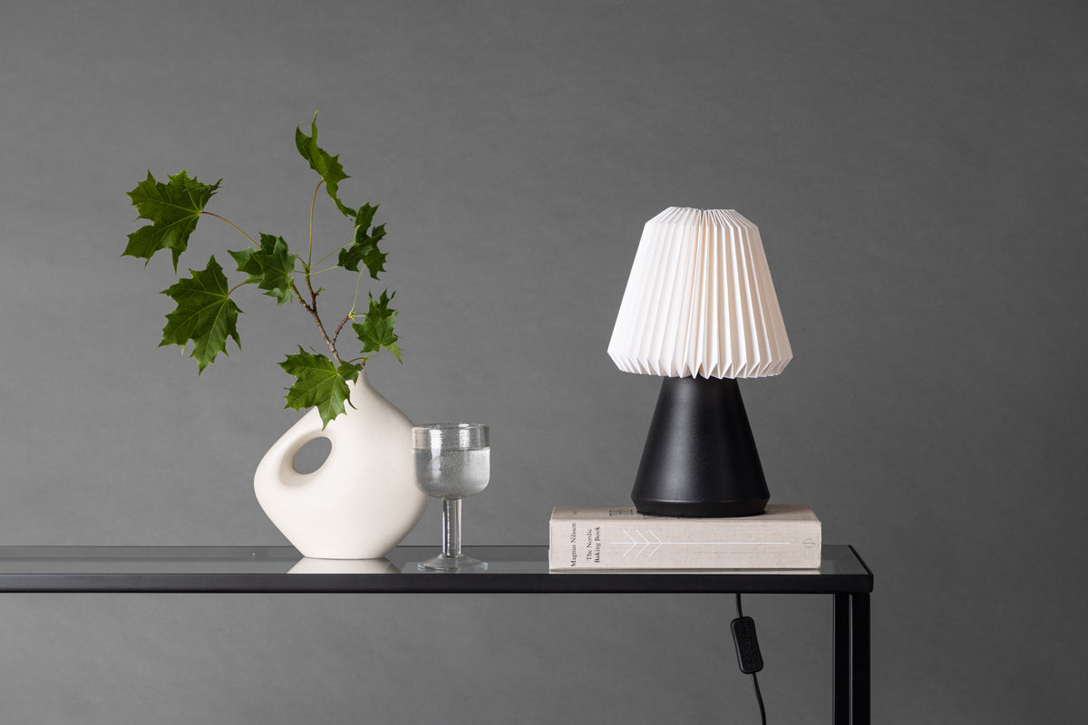 Fjällen Bordslampor Svart