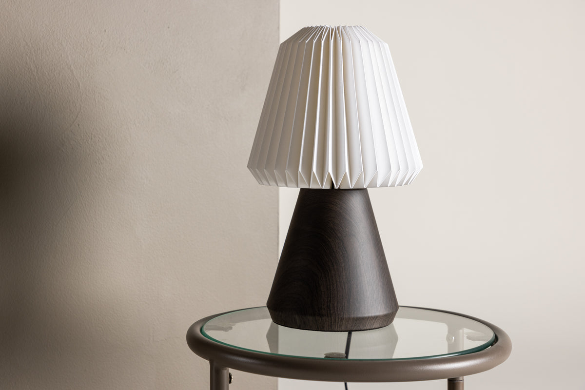 Fjällen Bordslampor Valnöt