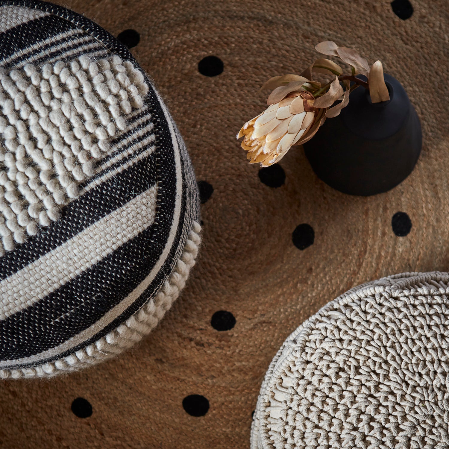 JUNI Matta S, Natur/svart