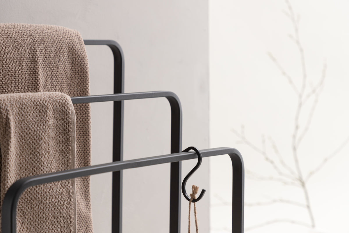 Drammen Hängare 30 x 54 x 84