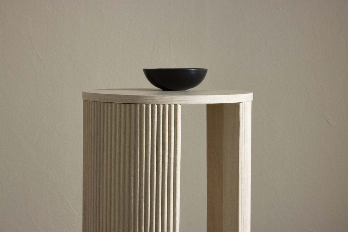 Bristol Sidobord ⌀40 Vitputsad