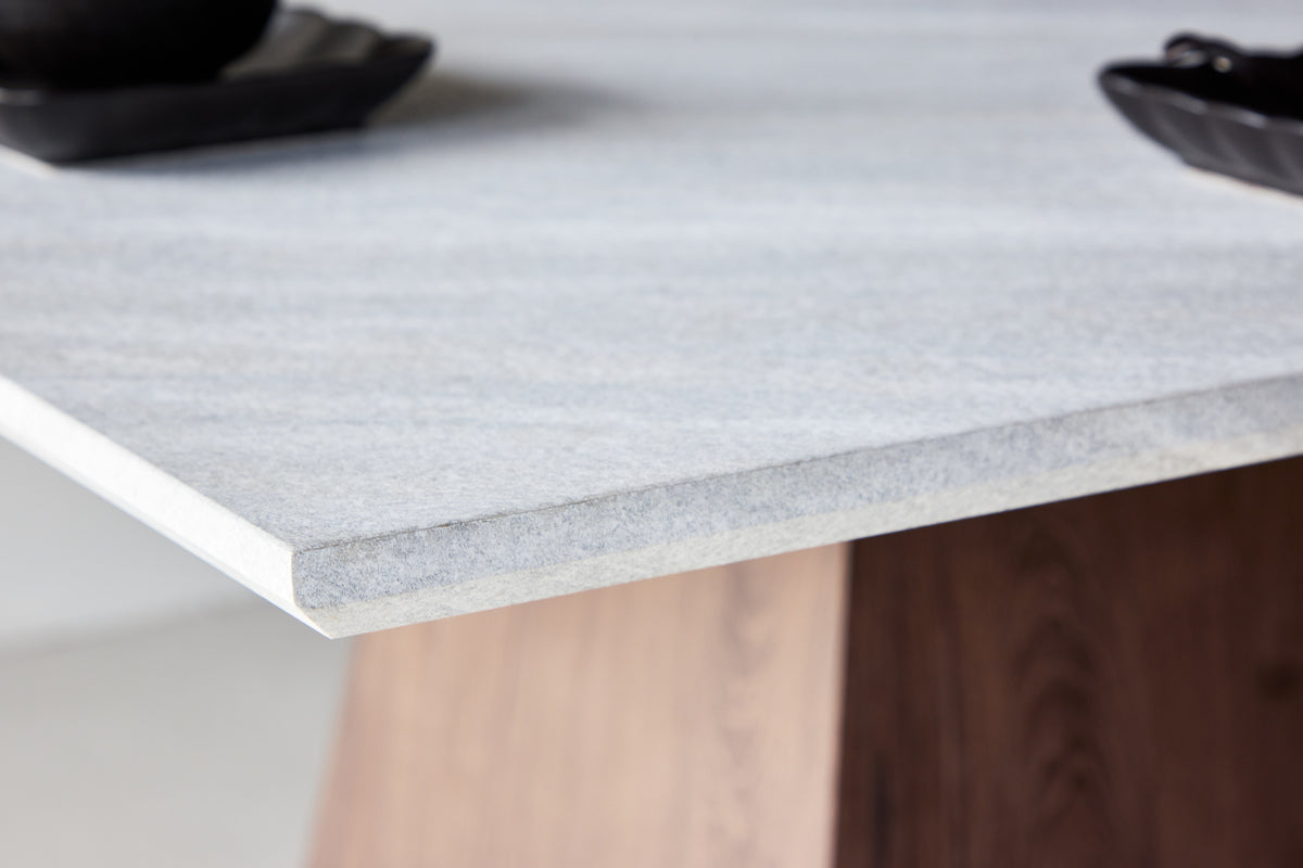 Cael Rektangulära Matbord 120 x 120 Ljusgrå