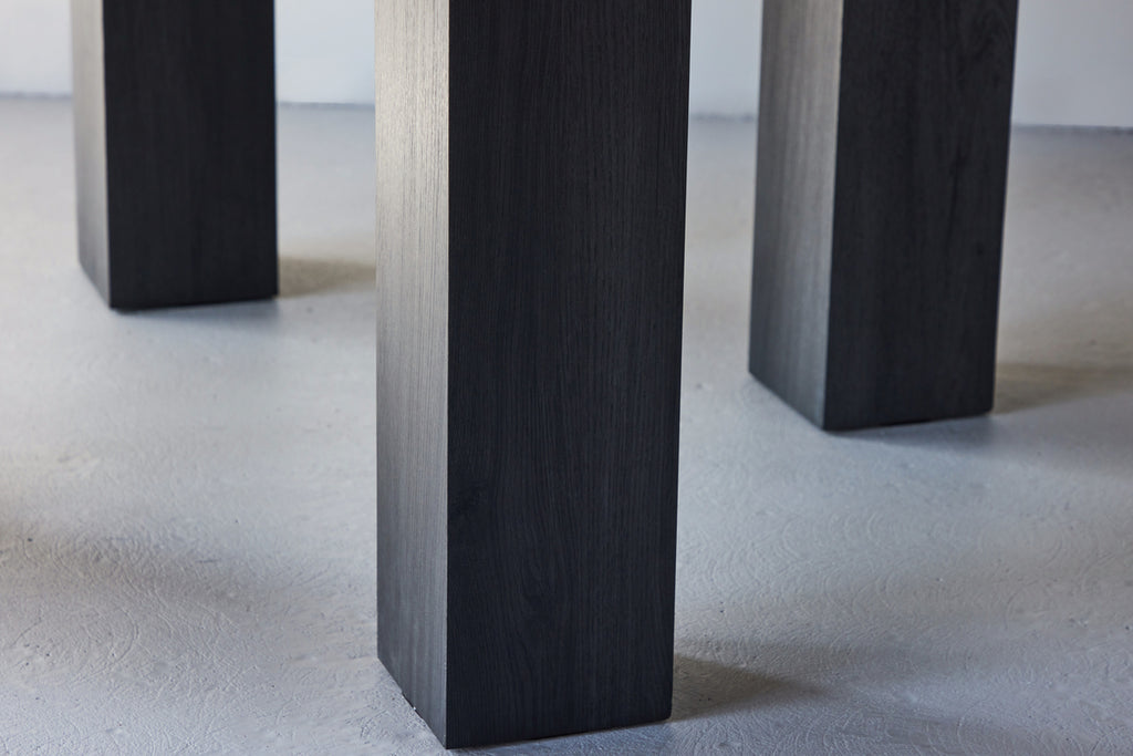 Juno Runda Matbord ⌀120 Svart