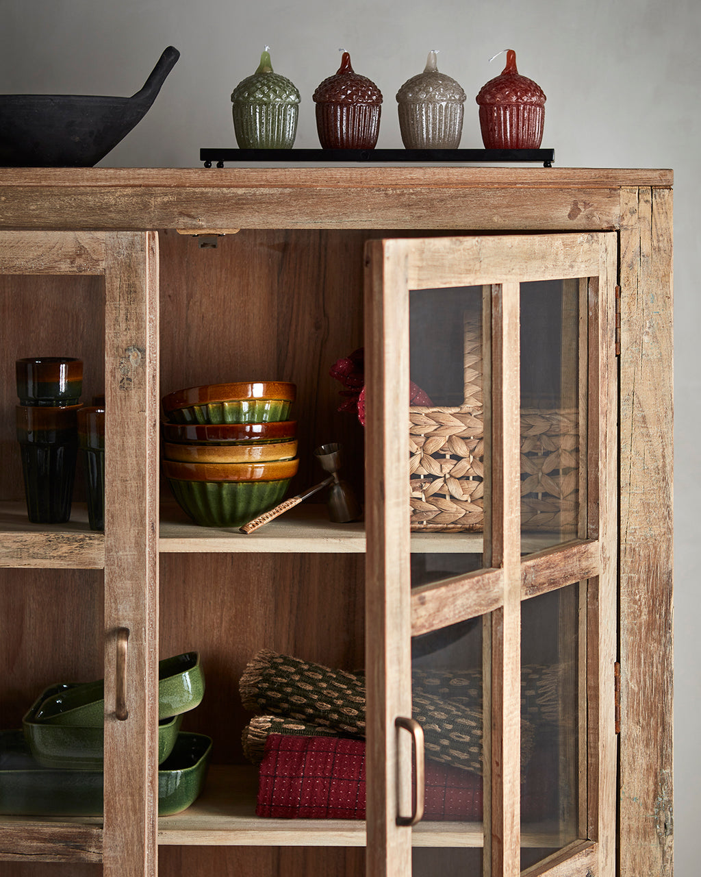 RIKO Vitrinskåp, Natur