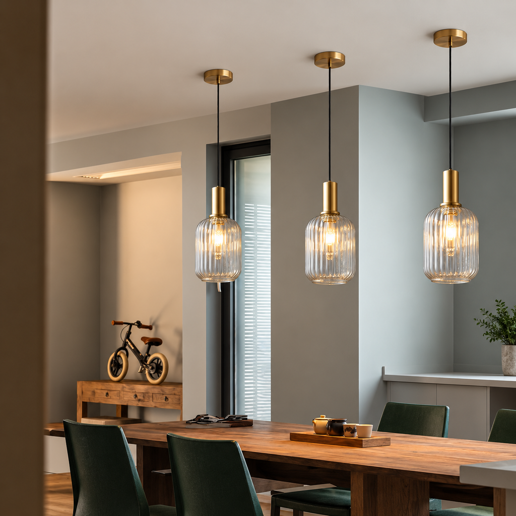 Modern hänglampa med glasskärm – bild 7