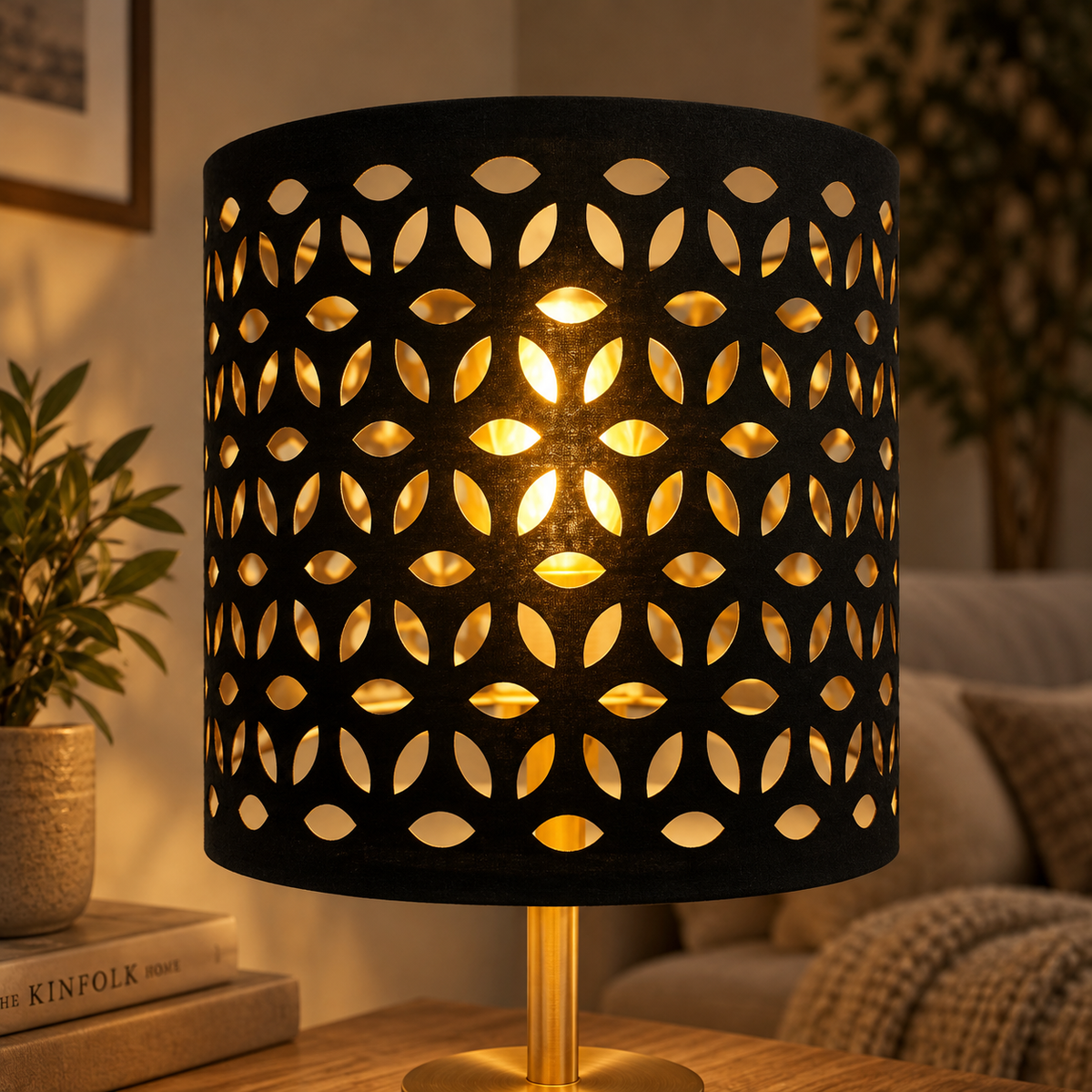 Trådskärm med håldesign och ränder