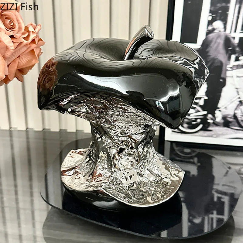 Silverbelagd Bettat Äpple Fruktskulptur – Keramik Skrivbordsdekor Modern Konst