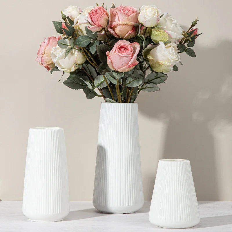 Nordisk Plastvas Dekorativ – Blomsterarrangemang & Heminredning
