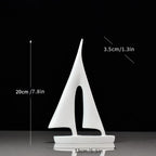 Minimalistisk Segelbåts Ornament Resin – Nisch Lyckosymbol Vardagsrum