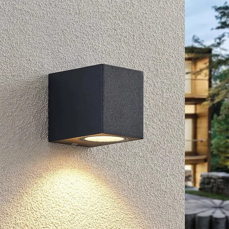 LED Kubform Vägglampa IP65 – Upp & Ner Trädgård