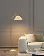 Nordisk Golvlampa Plisserad Lampskärm – Soffa & Sovrum