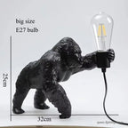 Gorilla Golvlampa Resin – Kreativ Djurdekorationslampa