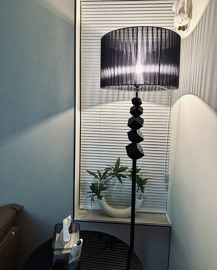 Lyxig Kristall Golvlampa Svart – Modern LED Atmosfärisk Sovrum