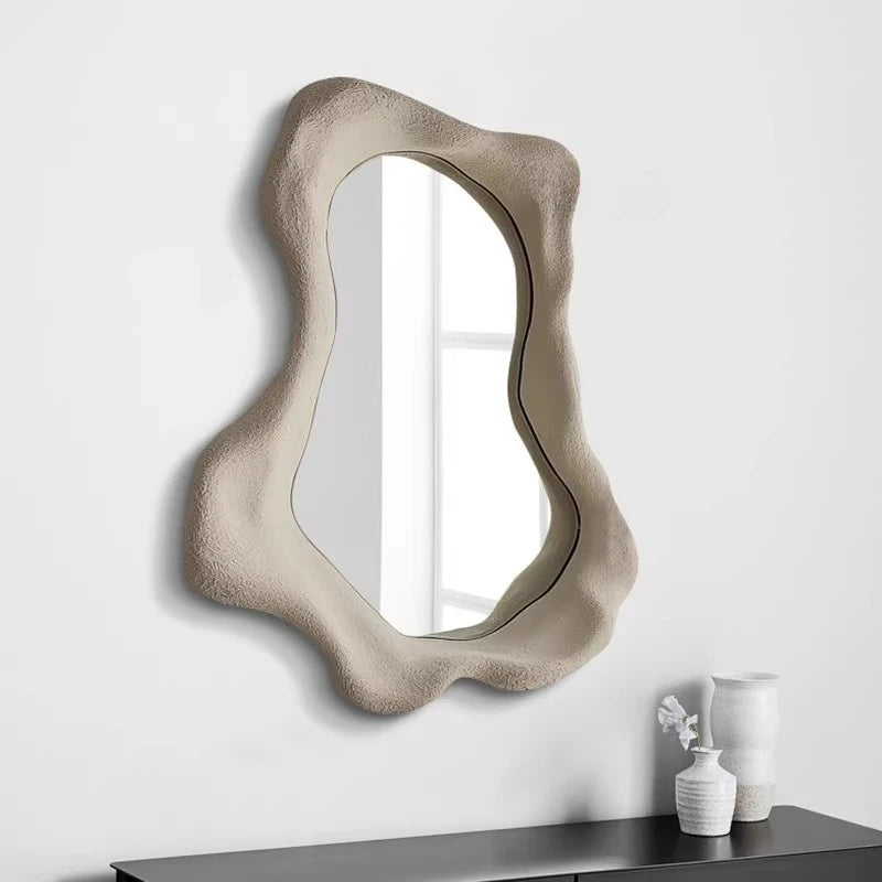 Nordisk Oregelbunden Badrumsspegel LED Lyx – Väggmonterad Makeupssmegel