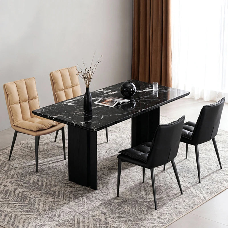 Designmatstol – Stoppad Lyxstol i Metall