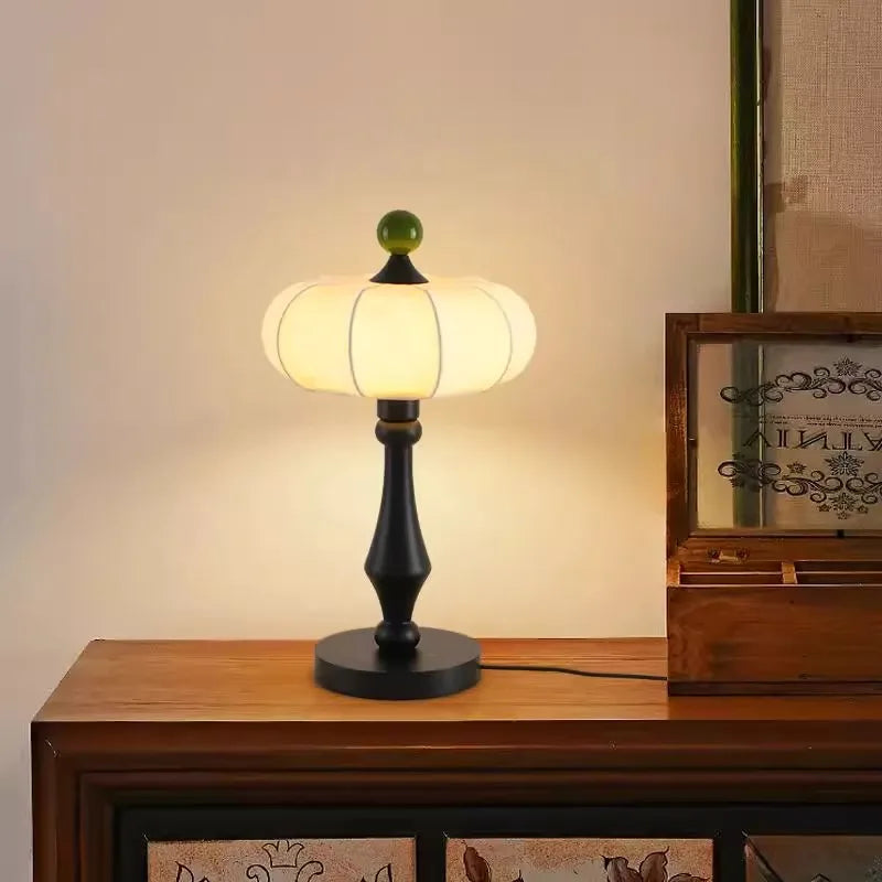 Retro Vit Trä Golvlampa E27 – Klassisk Sovrum & Vardagsrum