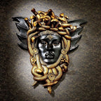 Medusa Huvud Med Ormar Skulptur – Guld Resin Väggplakett Mytologisk