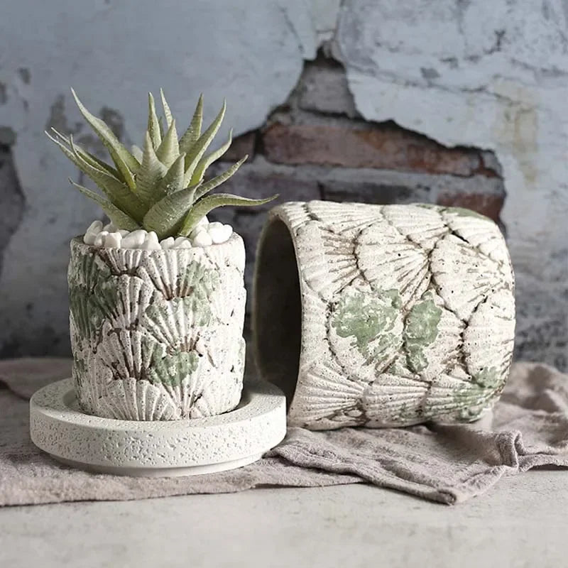 Cementkruka Nordisk Stil – Snäcka, Mossa & Stendekor Trädgård