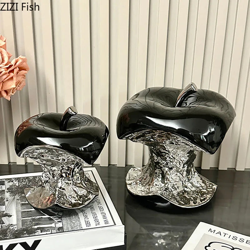 Silverbelagd Bettat Äpple Fruktskulptur – Keramik Skrivbordsdekor Modern Konst
