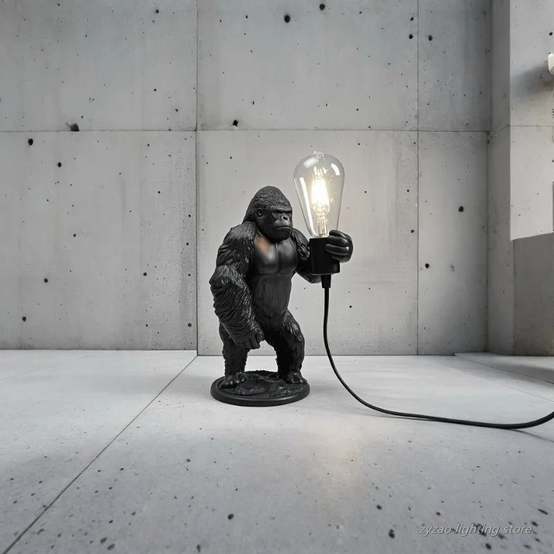 Gorilla Golvlampa Resin – Kreativ Djurdekorationslampa