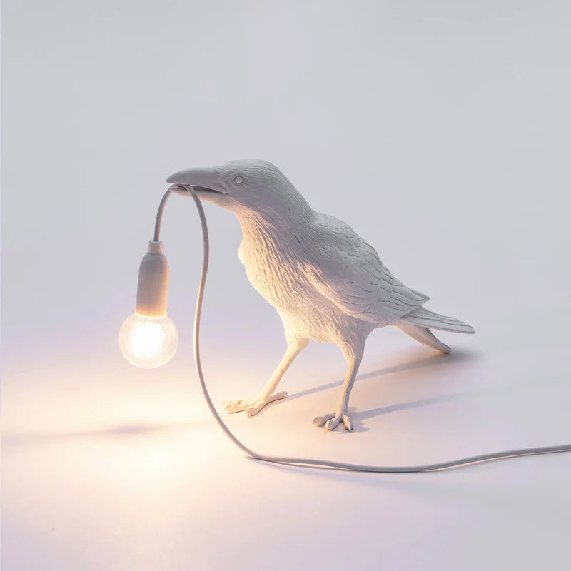 Lyckofågel Bordslampa Resin – Modern Animal Design