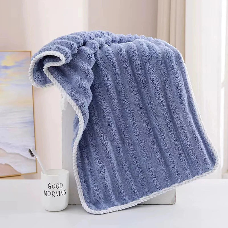 Mikrofiberhandduk för dusch – superabsorberande, mjuk och snabbtorkande badhandduk