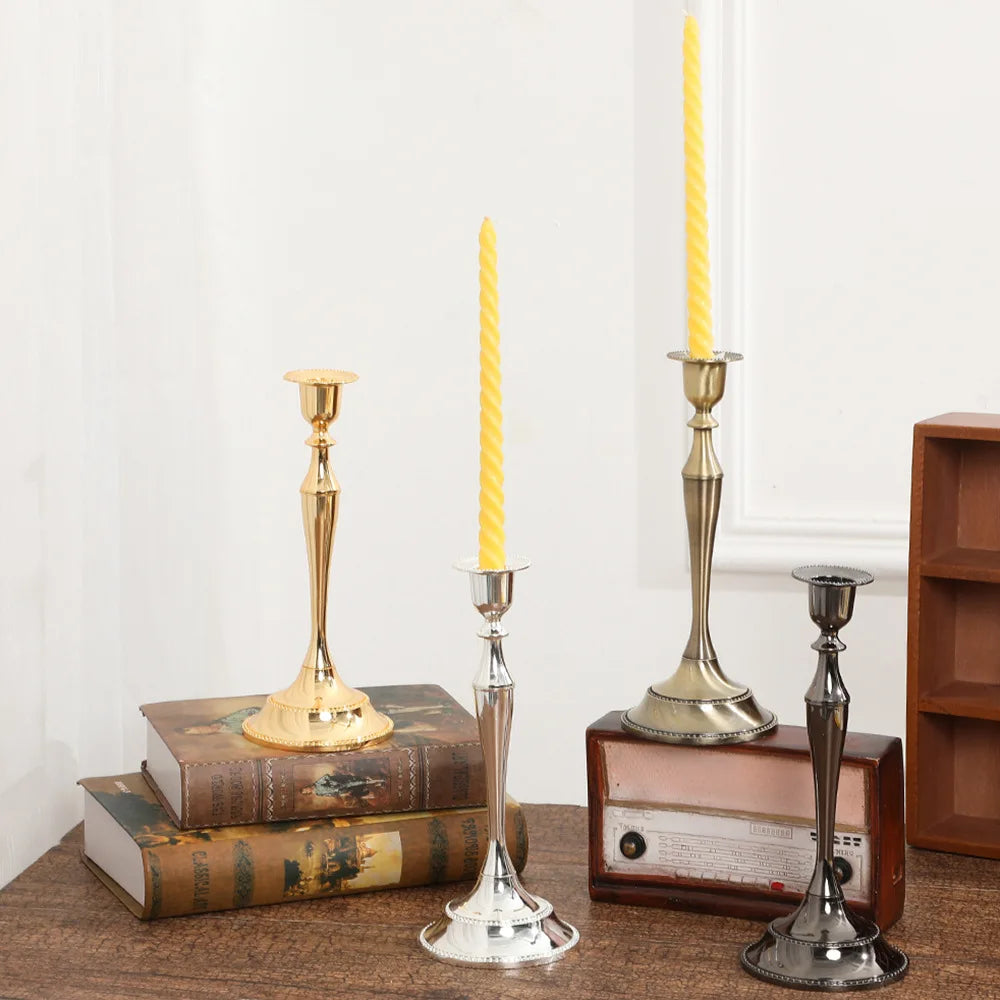 Lång Retro Metallljusstake 1/3-Arm – Målade Middag & Hemdekor