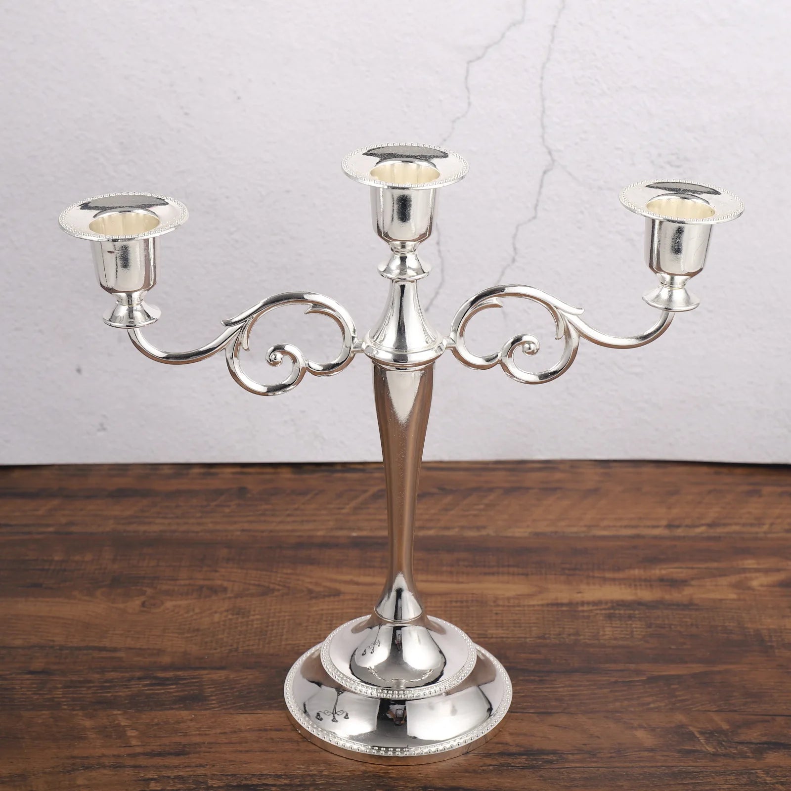 Lång Retro Metallljusstake 1/3-Arm – Målade Middag & Hemdekor
