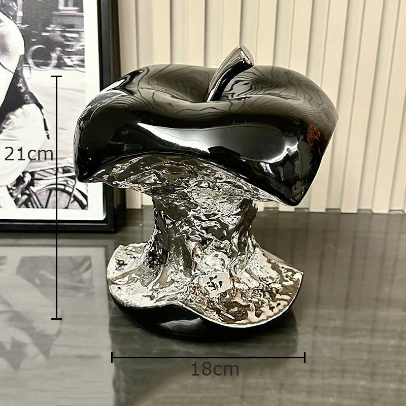 Silverbelagd Bettat Äpple Fruktskulptur – Keramik Skrivbordsdekor Modern Konst