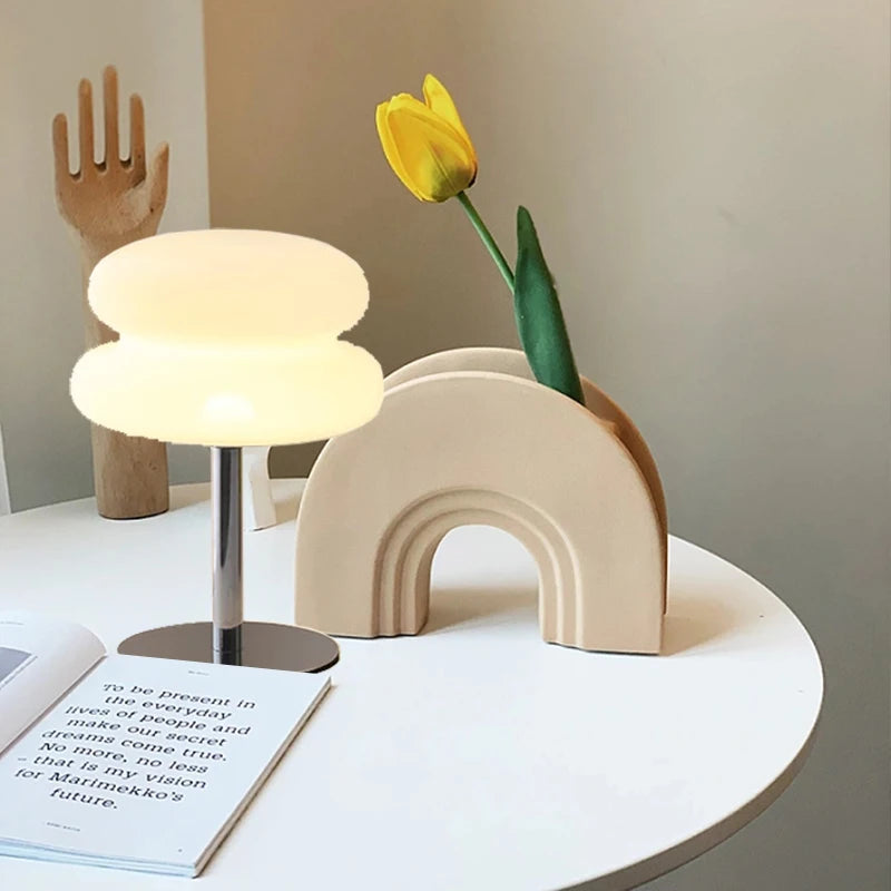 Macaron LED Bordslampa – Trichromatic Dimning Sovrum