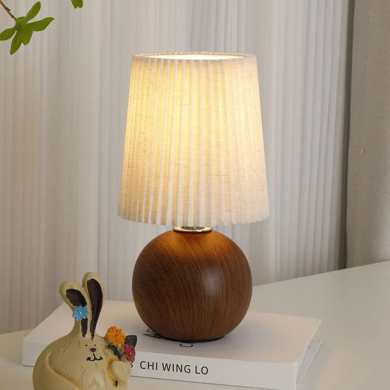 Vintage LED Bordslampa Plisserad – USB Sovrum & Studierum