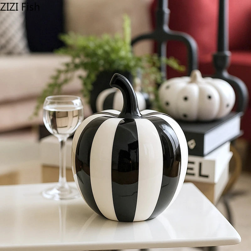 Svartvit Rand Äpple/Päron Keramikskulptur – Minimalistisk Fruktskulptur Dekor