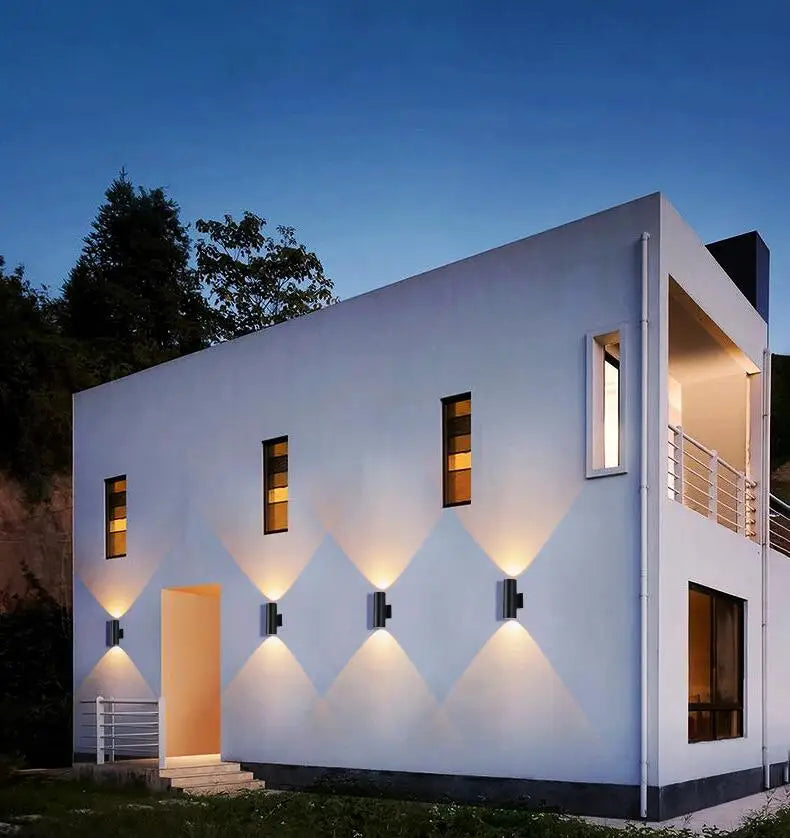 Modern LED Vägglampa IP65 – Utomhus & Inomhus 6-60W