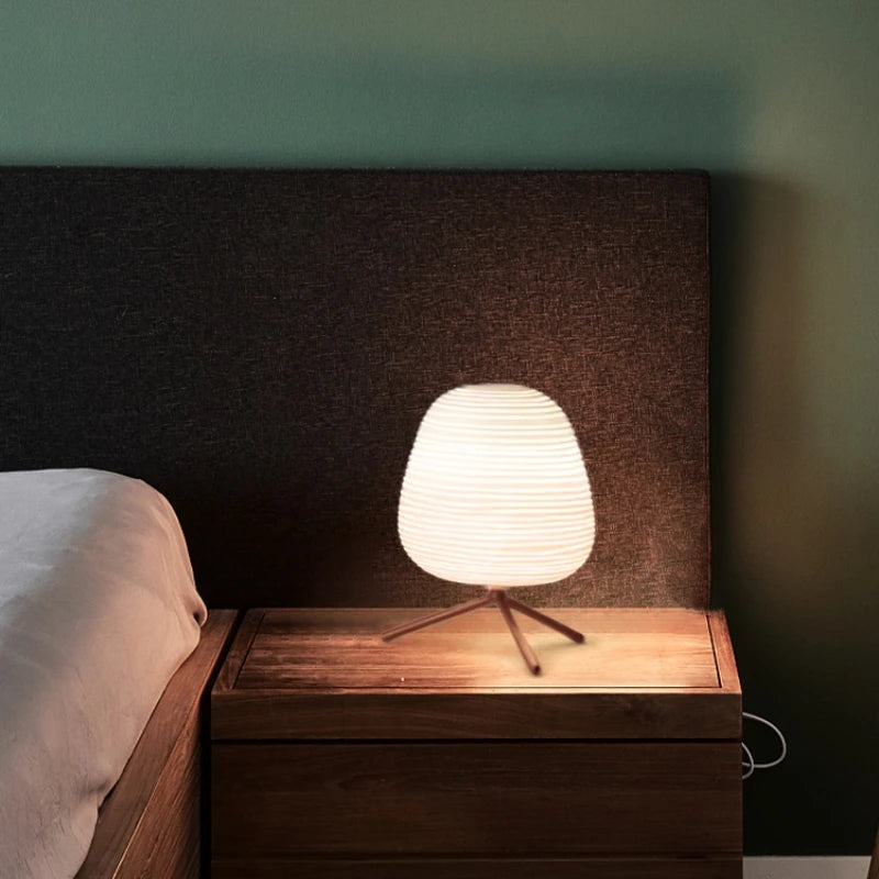 Designer Bordslampa Kokong – Mjölkvitt Glas Sovrum