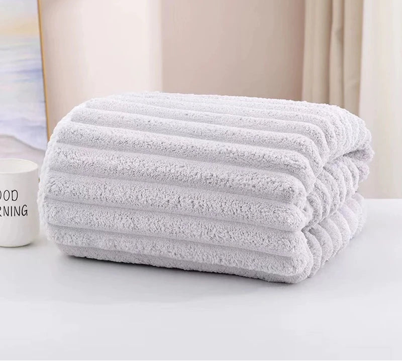 Mikrofiberhandduk för dusch – superabsorberande, mjuk och snabbtorkande badhandduk