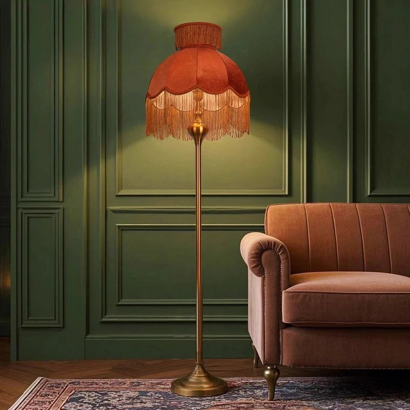 Sammet Tofsgolvlampa – Lyxig Handgjord Retro
